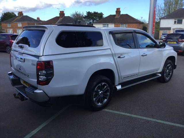 2019 Mitsubishi L200 2.2 DI-D DC Barbarian X Pickup Double Cab 4dr Diesel Auto 4WD Euro 6 (s/s) (150 ps)