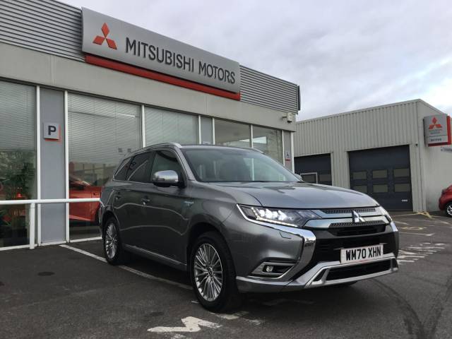 Mitsubishi Outlander 2.4h TwinMotor 13.8kWh Exceed CVT 4WD Euro 6 (s/s) 5dr SUV Hybrid Grey