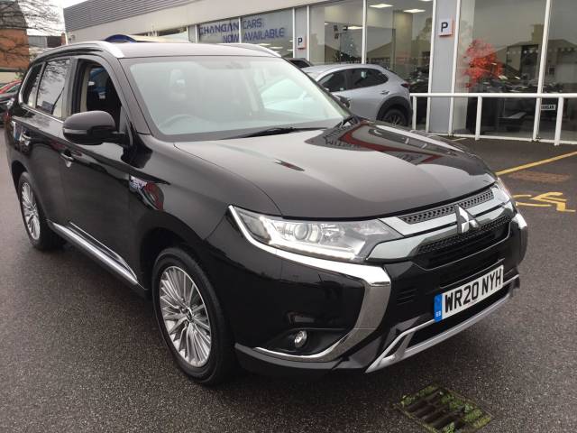 Mitsubishi Outlander 2.4h TwinMotor 13.8kWh Design CVT 4WD Euro 6 (s/s) 5dr SUV Hybrid Black